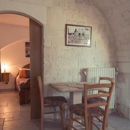 I Trulli Di Badi Guest House Locorotondo Exterior photo