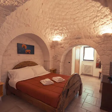 I Trulli Di Badi Guest House Locorotondo Exterior photo
